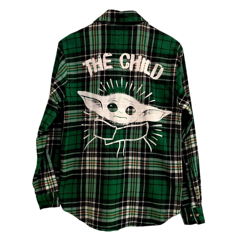 STAR WARS Cakeworthy Mens Green Plaid Flannel Mandelorian Yoda The Child Size M